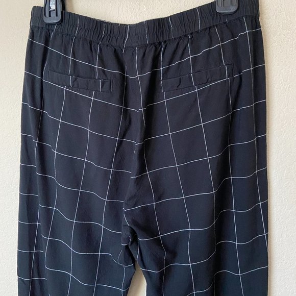 Marine Layer Allison Pant in Black Windowpane Contemporary Minimalist - Picture 7 of 11